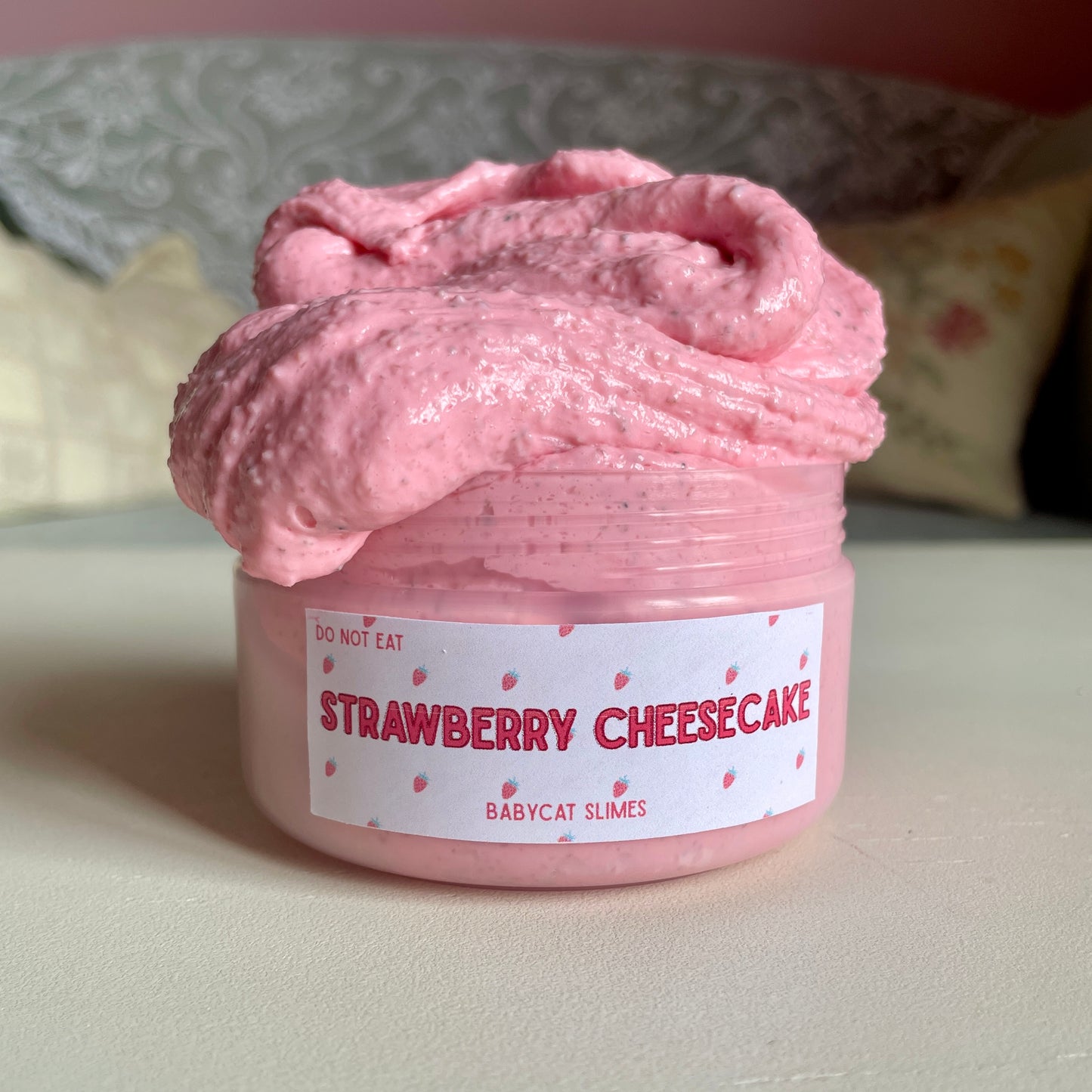 Strawberry Cheesecake - DIY clay slime
